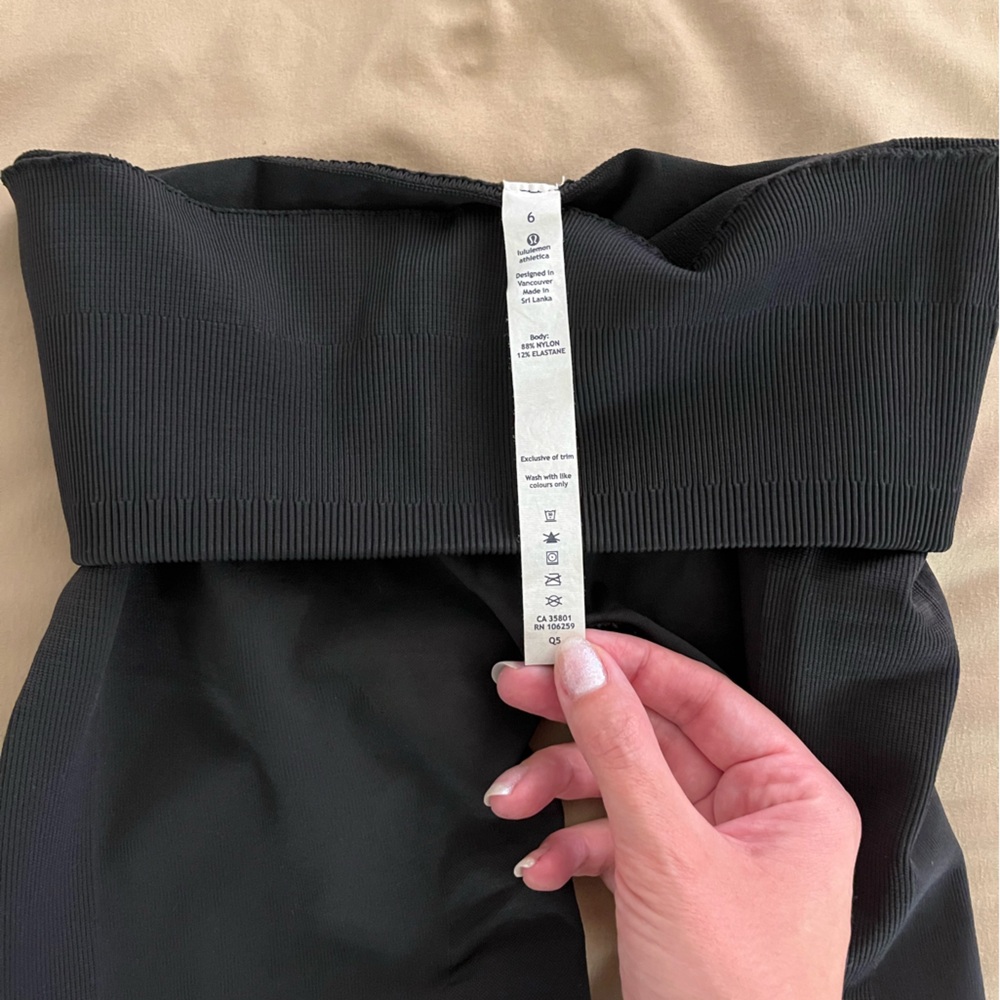 Lululemon pant size 6